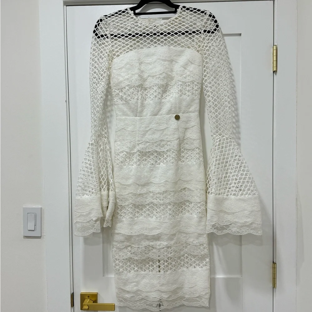 Revolve Bronx and Banco size 2 Elegant White Lace Dress